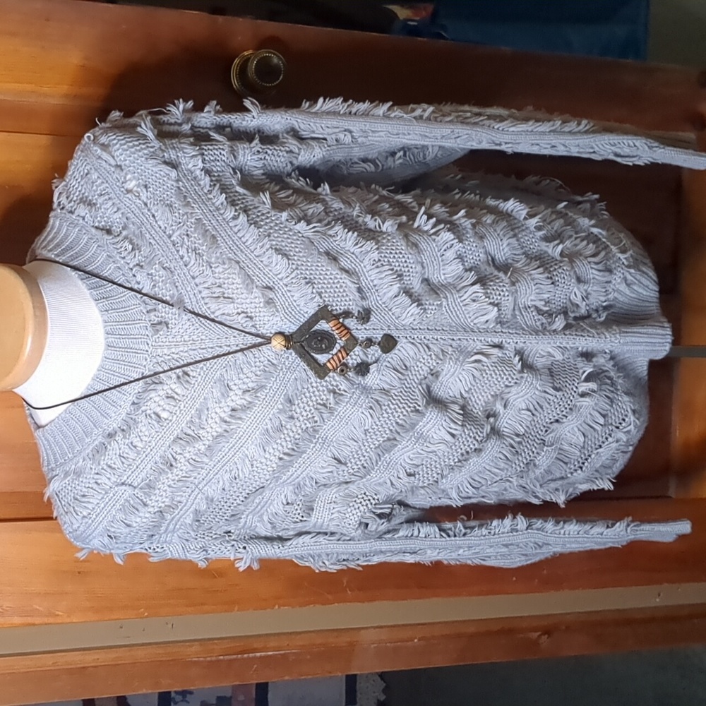 UMGEE*  long sleeve chevron pattern eyelash fringe oatmeal colour sweater